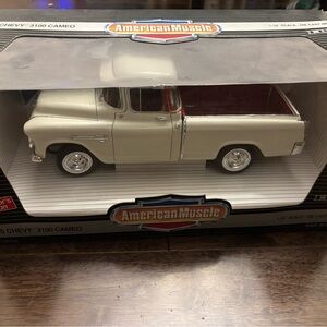 American Muscle 1955 Chevy 3100 Cameo diecast